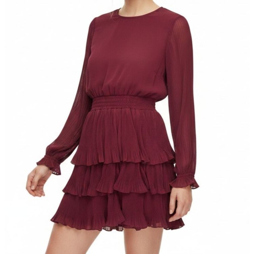 She + Sky NEW Chiffon Pleated Long Sleeve Mini Dress Medium Red Smocked Waist